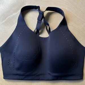 Lululemon / high impact sport bra / 34DDD